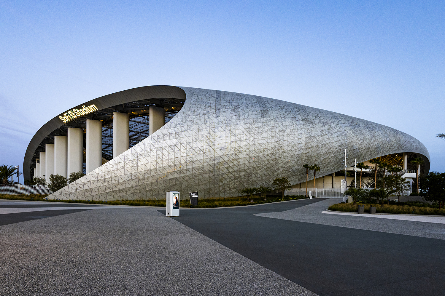 SoFi Stadium, Inglewood; Quelle: aisc.org